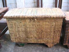 wooden drowery box